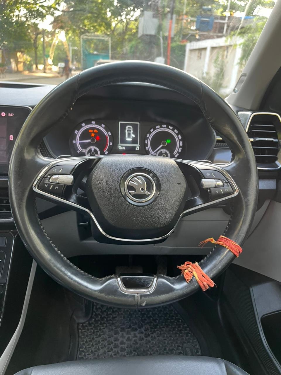 Kushaq style AT